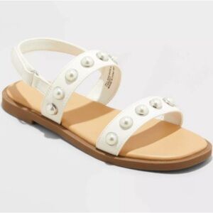 Eve White Sandals with Pearl Accents
